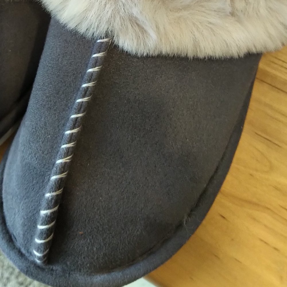 Ladies Gray ultra-suede faux-fur scuffs US size 7-8 excellent - Picture 5 of 10